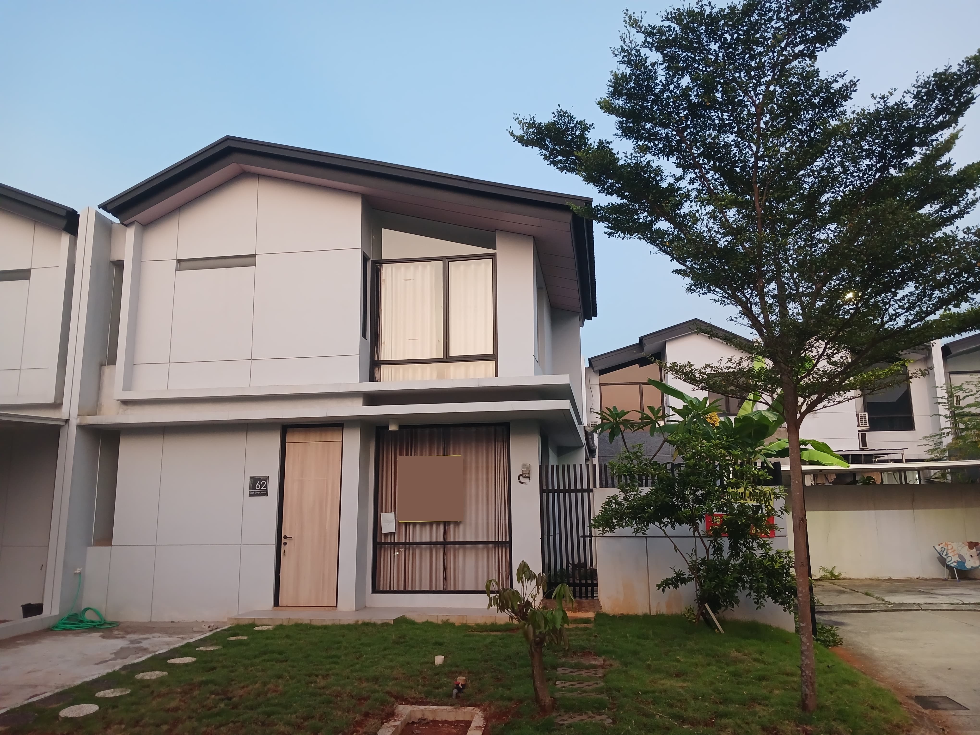 Disewakan Rumah di Waterfront Lippo Cikarang